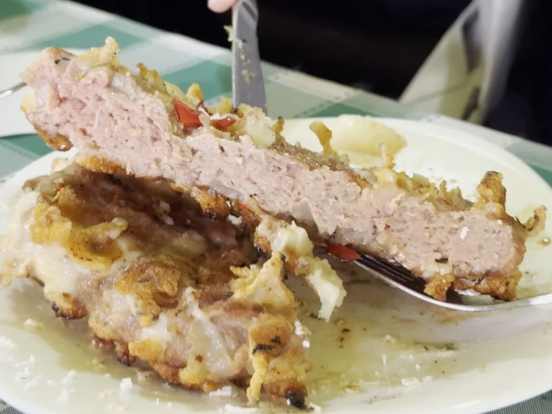 prikaz preseka leskovačke pljeskavice